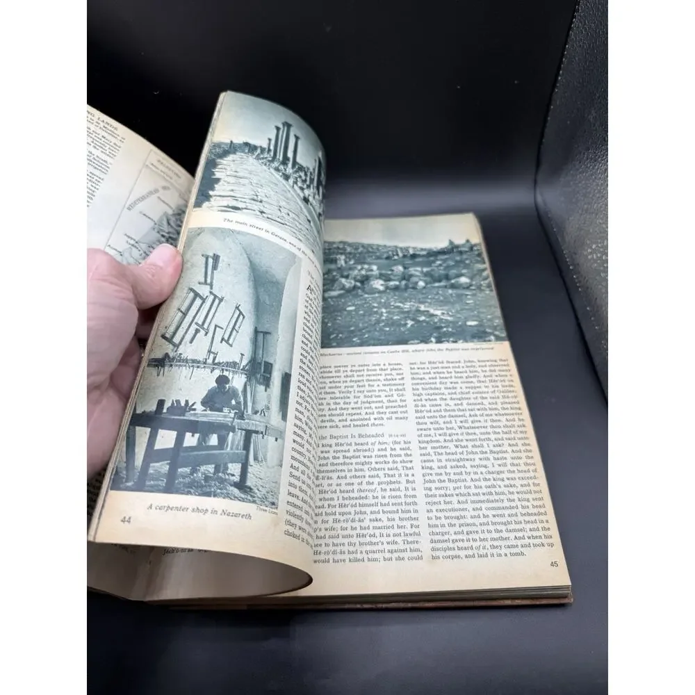 Vintage Jerusalem Olive Wood New Testament KJV Illustrated Bible Holy Land 1968